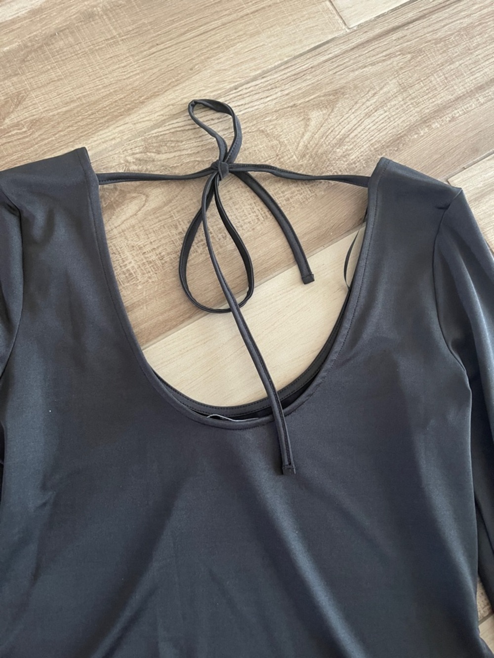 Topshop Black Long-Sleeve Crop Top - Picture 6 of 6